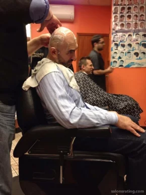 Roni's Barbershop, New York City - Photo 6