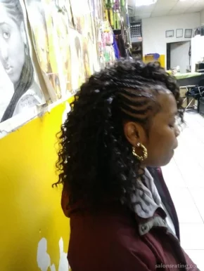 Fatima - African Hair Braiding, New York City - Photo 8