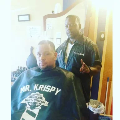 Mr. Krispy Professional Barbershop, Oakland - Photo 2