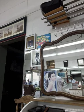 Lee's Barber Shop, Oakland - Photo 3