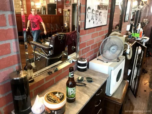 The Deluxe Barbershop, Oakland - Photo 4