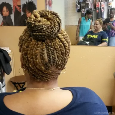 Djama Africa Hair Braiding, Oakland - Photo 4