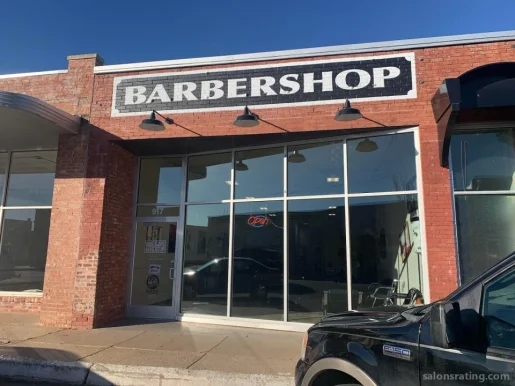 Hooligans Barber Shop, Oklahoma City - Photo 1