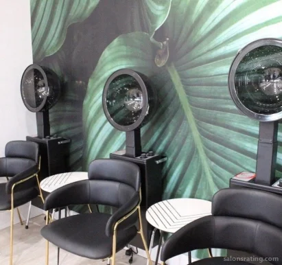 Juniper Hair Room, Oklahoma City - Photo 2
