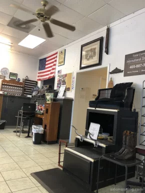 Barber Shop Corner, Oklahoma City - Photo 2