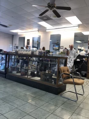 Barber Shop Corner, Oklahoma City - Photo 4