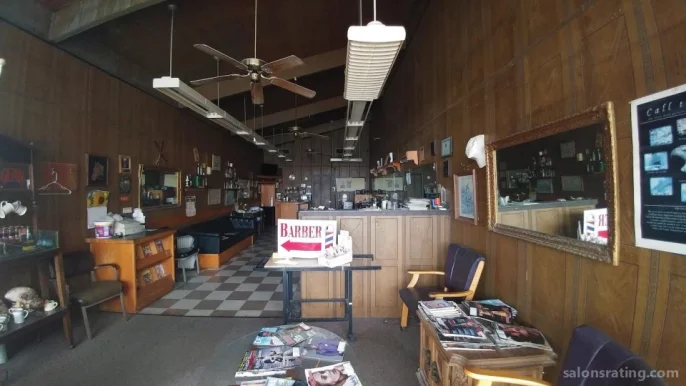 Julie's Barber Shop, Oklahoma City - Photo 2