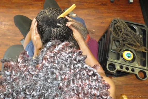 KRIS African Hair Braiding, Oklahoma City - Photo 4