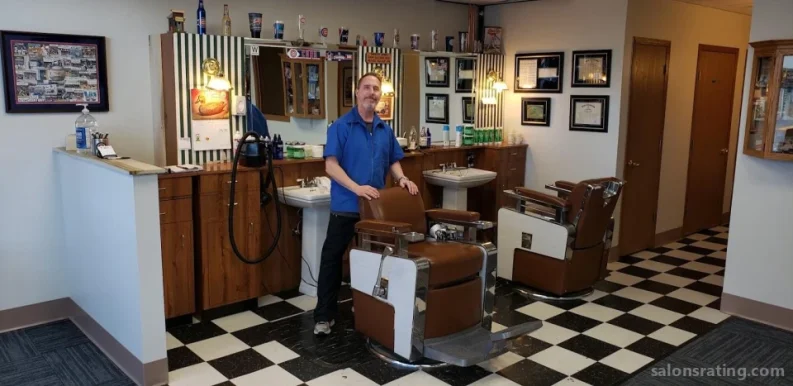 Zurek's Barber Shop, Omaha - Photo 2