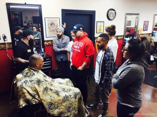 909 Clippers Barbershop, Ontario - Photo 1