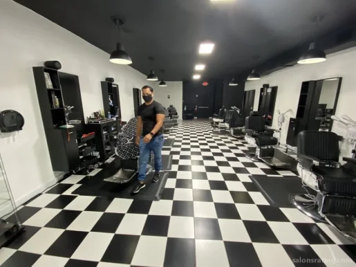 Adony Barbershop, Orlando - Photo 7