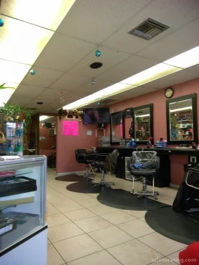 Diana's Hair Salon, Palmdale - Photo 2