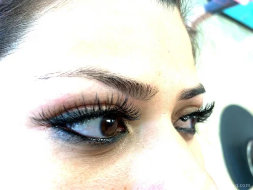 Krisha Eyebrow Threading, Pasadena - Photo 4
