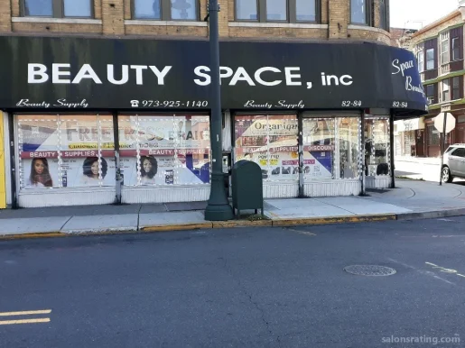 Beauty Space, Paterson - Photo 3