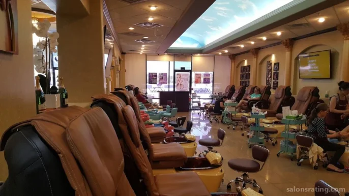 PL Nails & Day Spa, Pearland - Photo 4