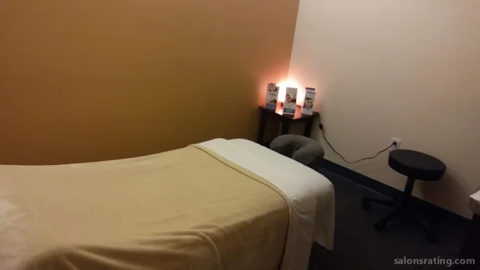 Hand and Stone Massage and Facial Spa, Pembroke Pines - Photo 1