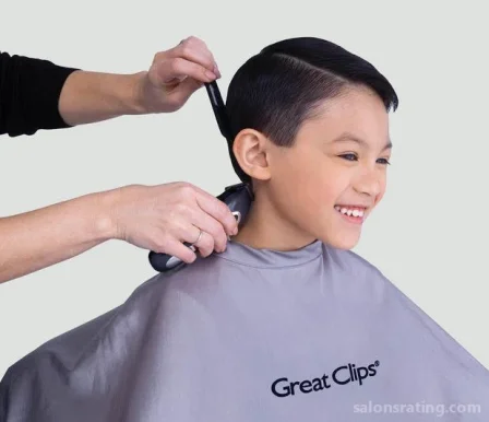 Great Clips Hair Cut Salon, Peoria - Photo 7