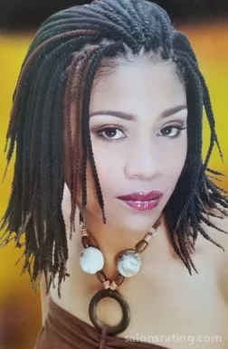 Makono African Hair Braiding, Philadelphia - Photo 2