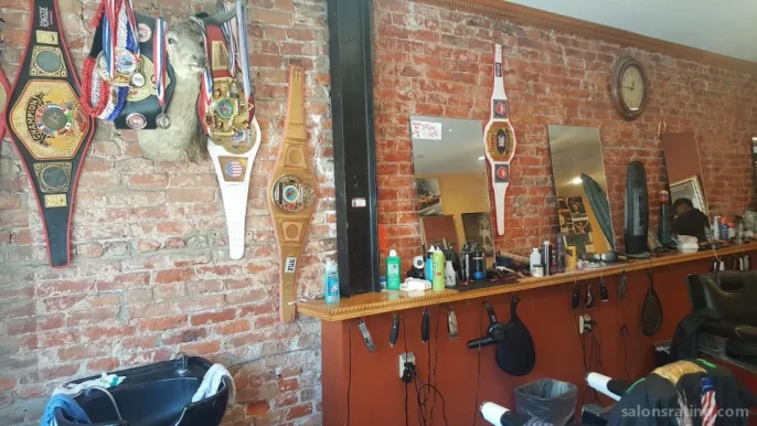 Marvin's Barber Shop and Salon, Philadelphia - Photo 4