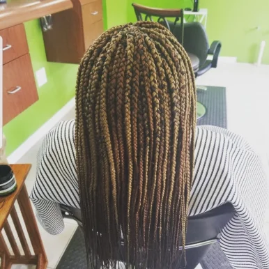 Amina Professional African Hair Braiding, Philadelphia - Photo 2