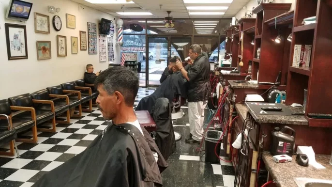 Garcia's Barber Shop, Phoenix - Photo 6