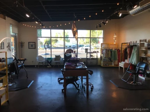 French Method Salon, Phoenix - Photo 1