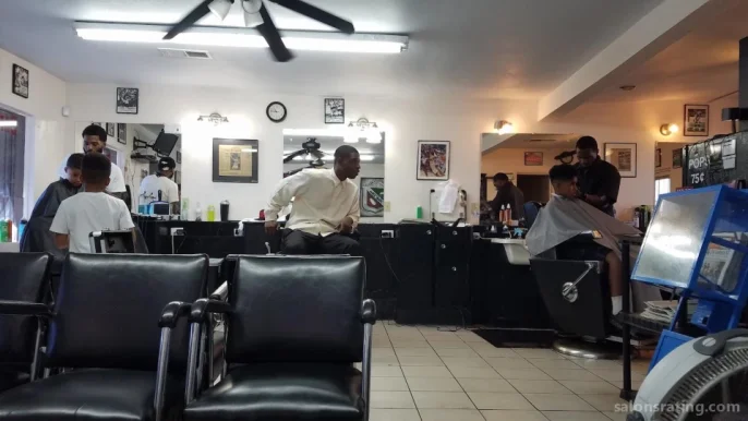 Fade Tite Barbershop, Phoenix - Photo 2