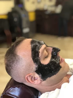 Shaving Groom Barbershop 💈, Phoenix - Photo 8