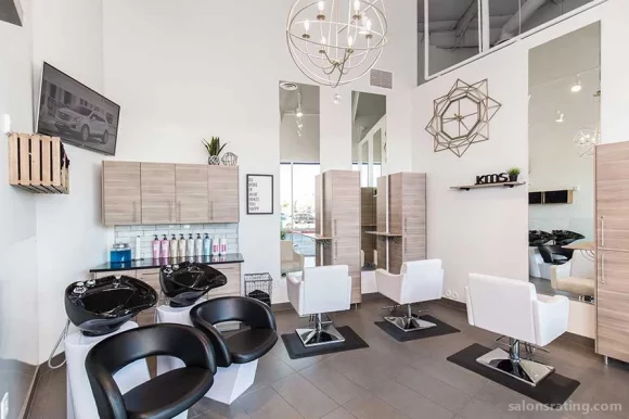 The Beauty District Salon Suites at Desert Ridge Marketplace, Phoenix - Photo 5