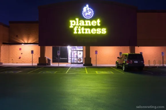 Planet Fitness, Phoenix - Photo 2