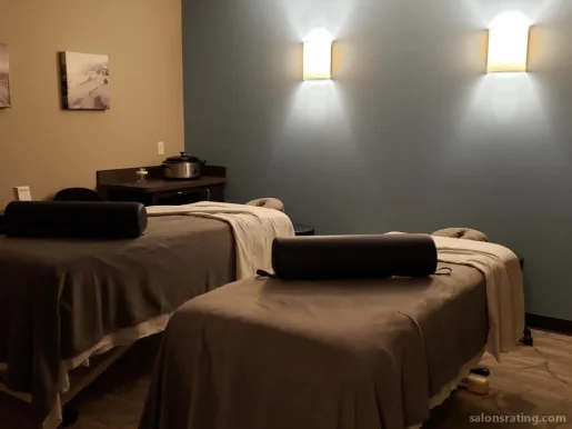 Hand and Stone Massage and Facial Spa, Pittsburgh - Photo 2