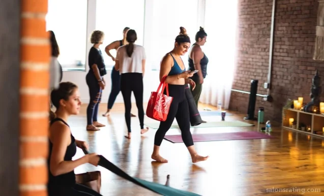 The Om Lounge Yoga & Wellness, Pittsburgh - Photo 1