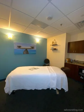 Hand and Stone Massage and Facial Spa, Raleigh - Photo 4