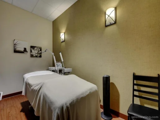 Hand and Stone Massage and Facial Spa, Round Rock - Photo 2
