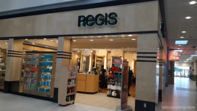 Regis Salons, San Antonio - Photo 4