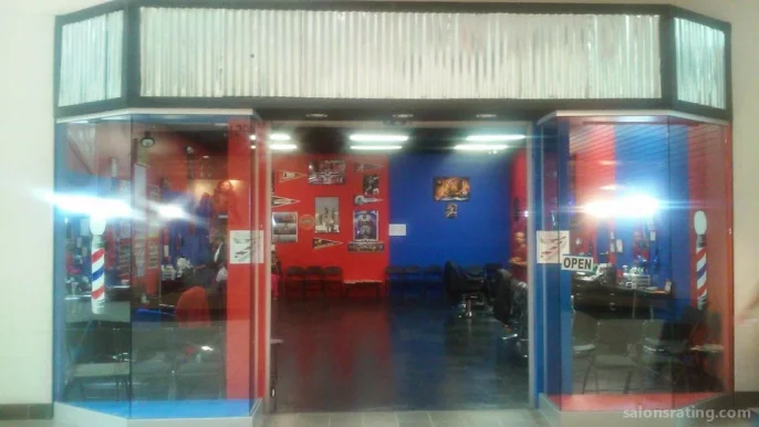 Mac's Barbershop, San Antonio - Photo 7
