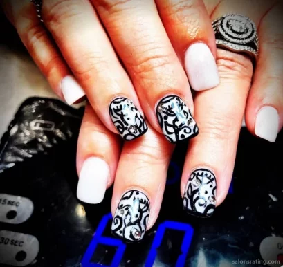 Melange Nails & Spa, San Antonio - Photo 3