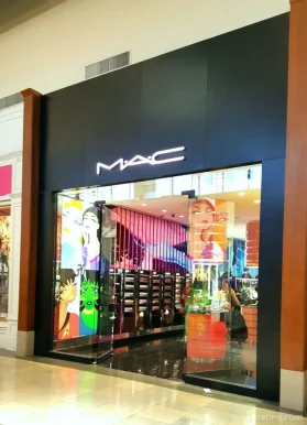 MAC Cosmetics, San Antonio - Photo 2