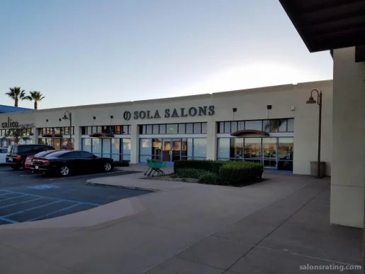 Sola Salon Studios, San Diego - Photo 2