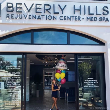 Beverly Hills Rejuvenation Center - La Jolla, San Diego - Photo 8