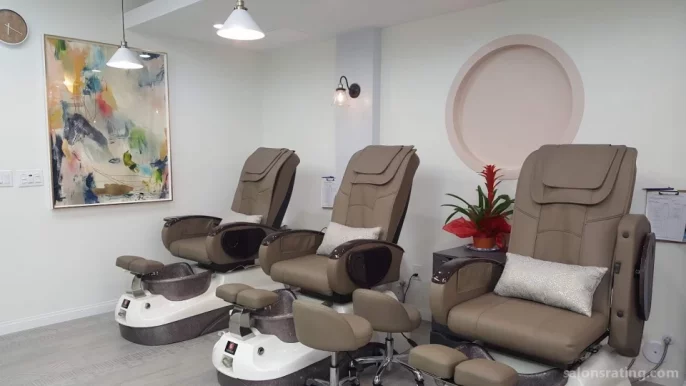 Luxur Nails Lounge and Spa, San Diego - Photo 4