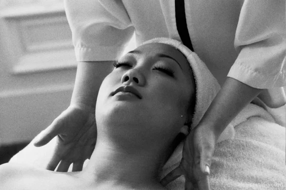 Lisa Bradbury Skin & Body Care, San Francisco - Photo 4