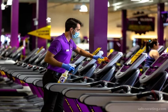 Planet Fitness, Seattle - Photo 2