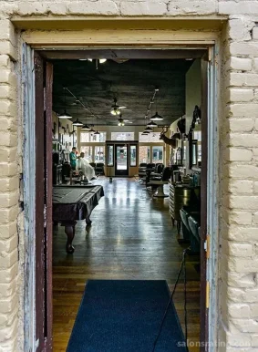 Indy’s Barbershop, Spokane - Photo 4