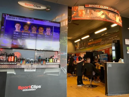 Sport Clips Haircuts of Five Town Plaza, Springfield - Photo 2