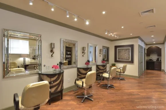 Creations Salon And Blow Dry Bar, Stamford - Photo 1