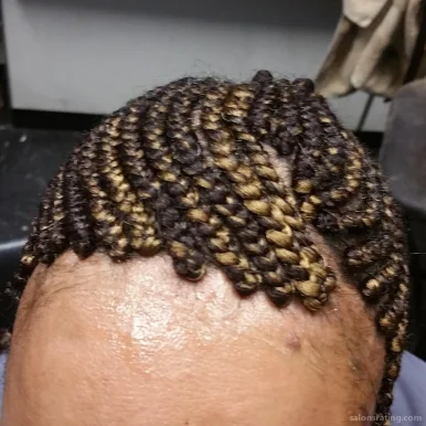 Madinan African Hair Braiding, St. Louis - Photo 4
