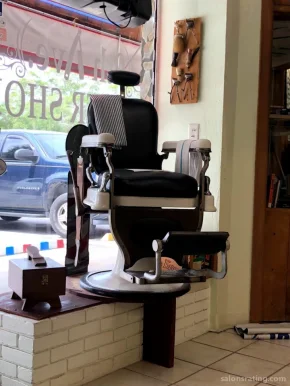 9th Ave BARBER SHOP, St. Petersburg - Photo 2
