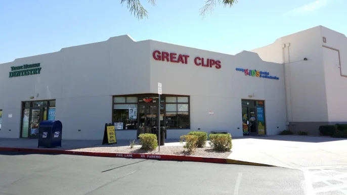 Great Clips, Tempe - Photo 2