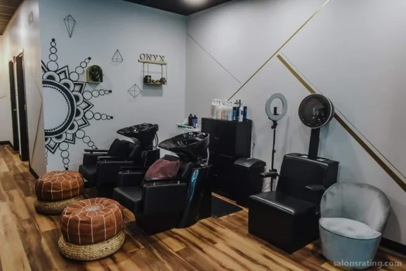 Onyx salon and wellness spa, Topeka - Photo 2